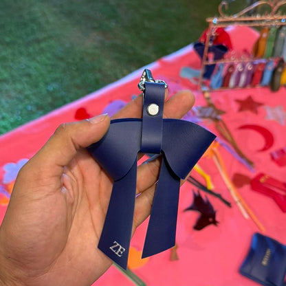 Signature Bow Charm